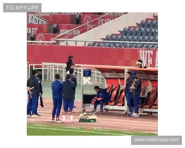 近十五场仅一胜球迷客场喊下课